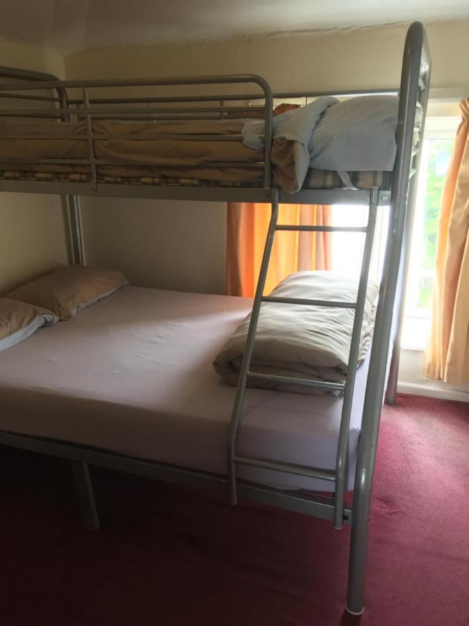 Pantyrathro International Hostel Carmarthen Eksteriør bilde