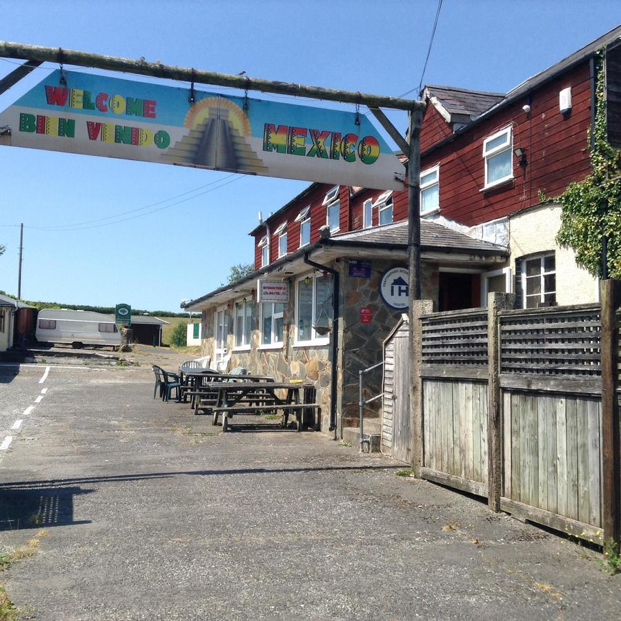 Pantyrathro International Hostel Carmarthen Eksteriør bilde