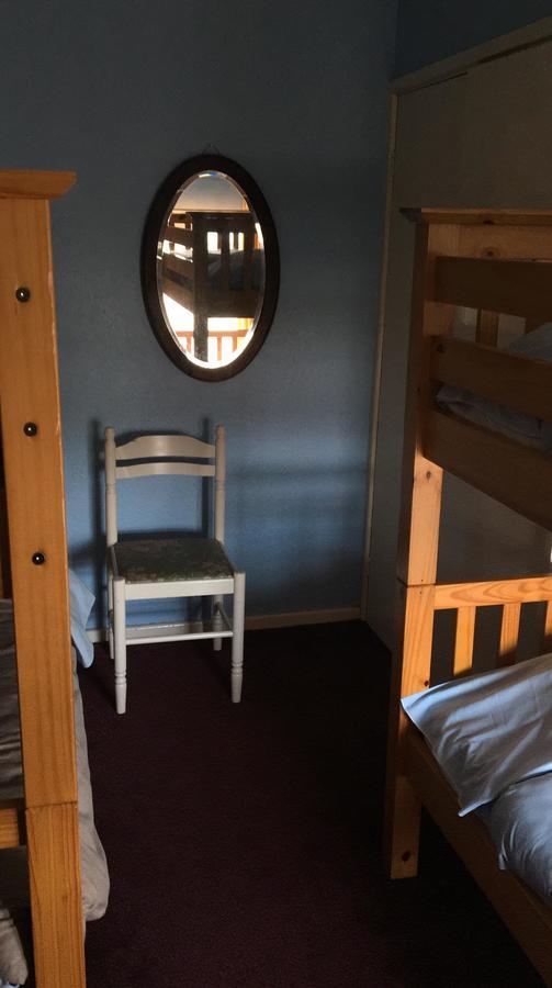 Pantyrathro International Hostel Carmarthen Eksteriør bilde